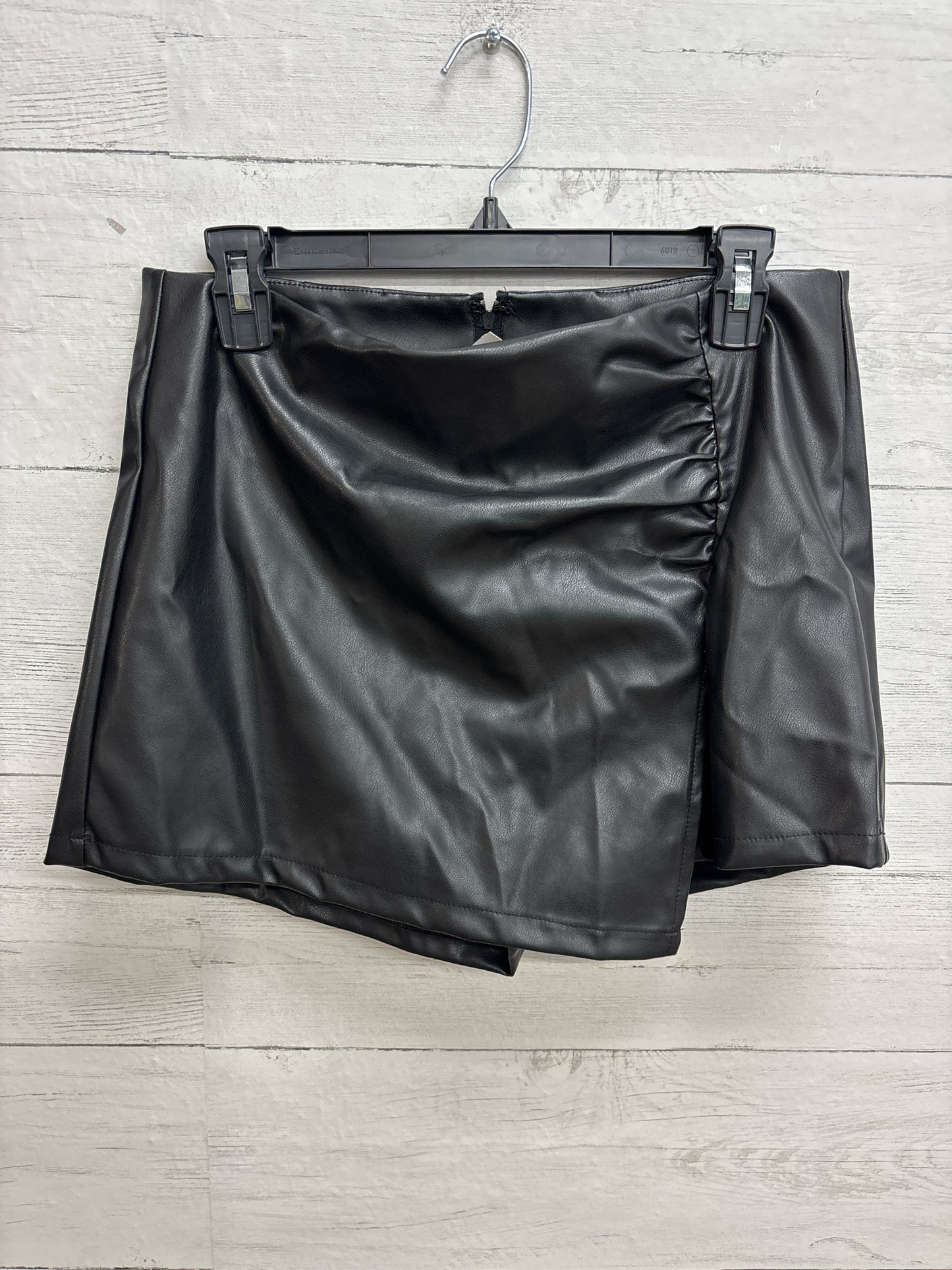 Size L Windsor Black Skirt