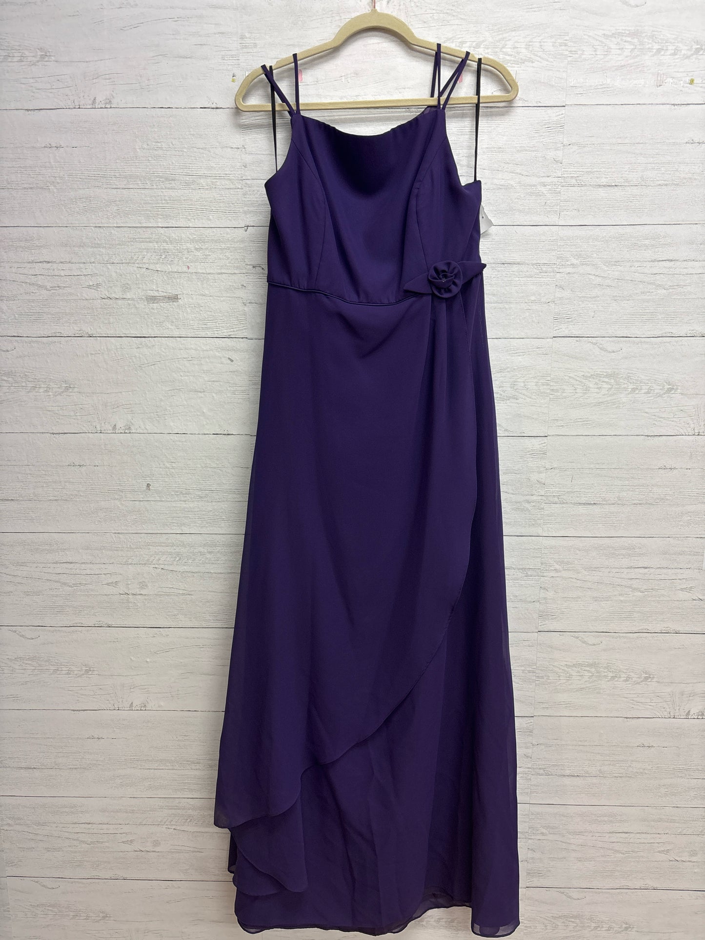 Size 14 N/A Purple GOWN
