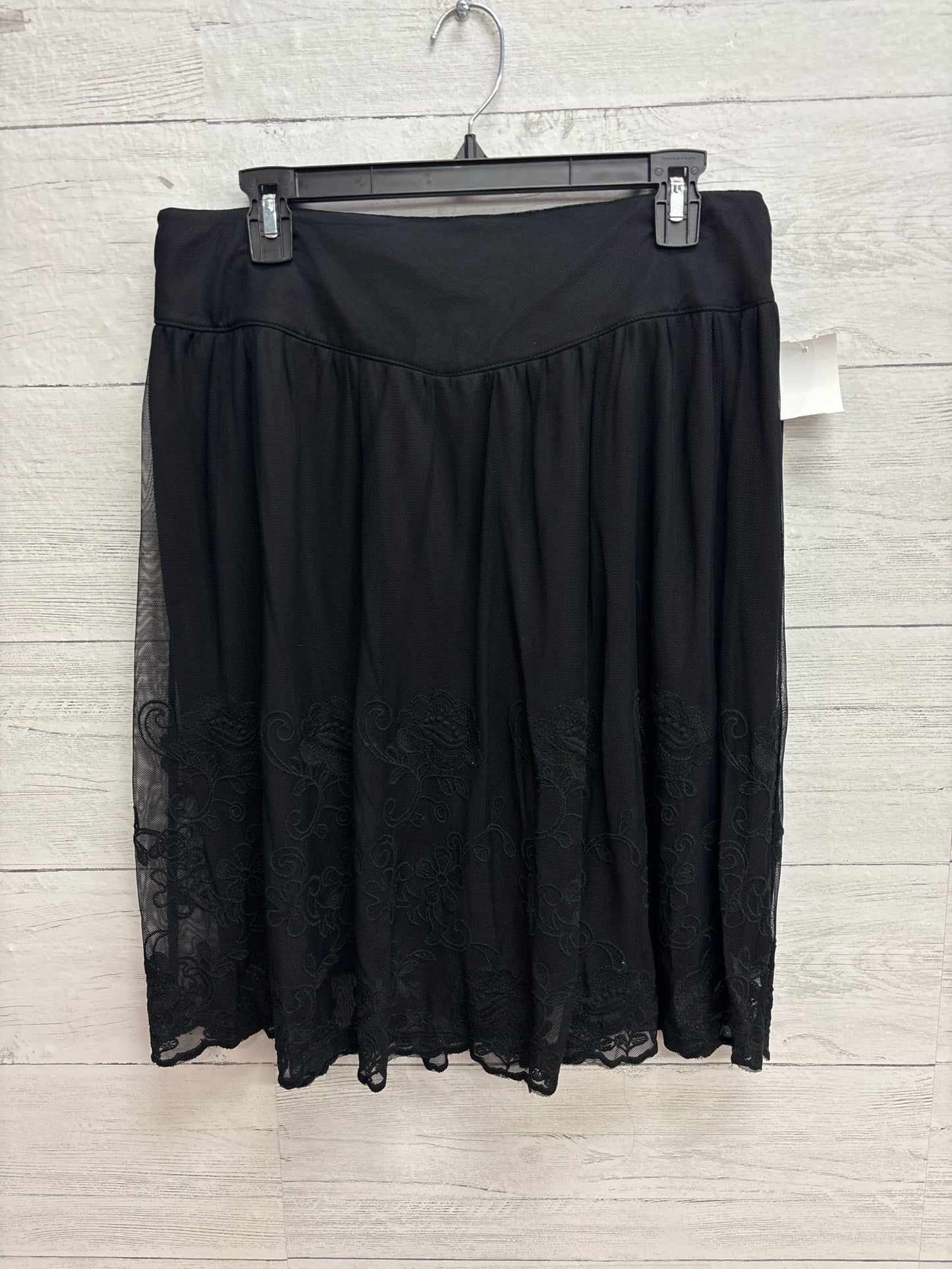 Size L Studio 253 Black Skirt