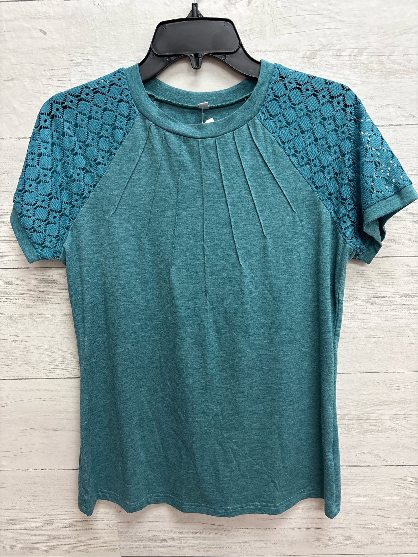 Size M N/A Blue Womens Shirt