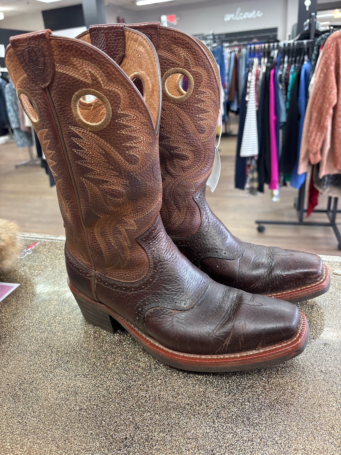 8.5 Ariat Brown Mens Shoe