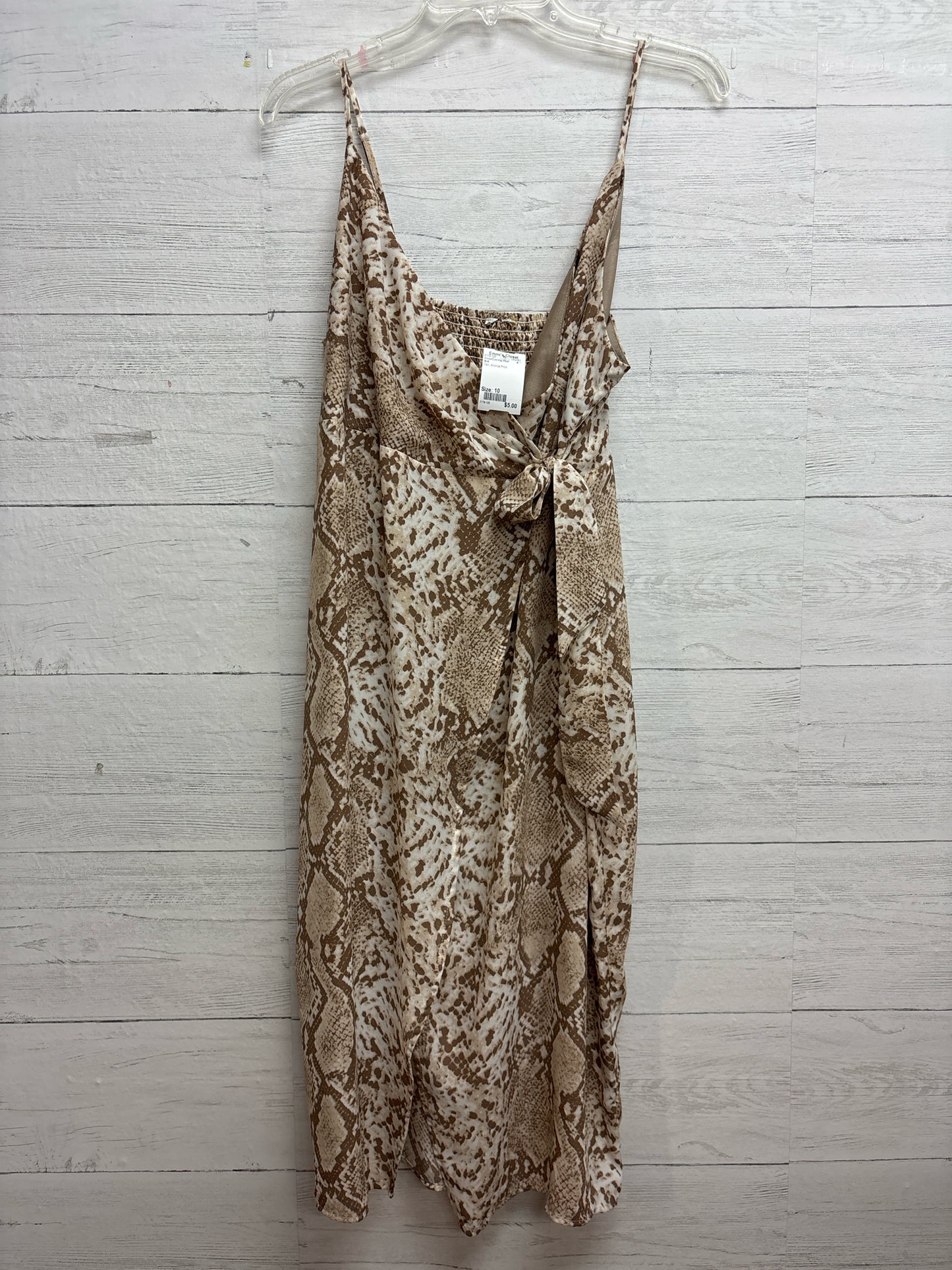 Size 10 N/A Tan Dress/Evening Wear