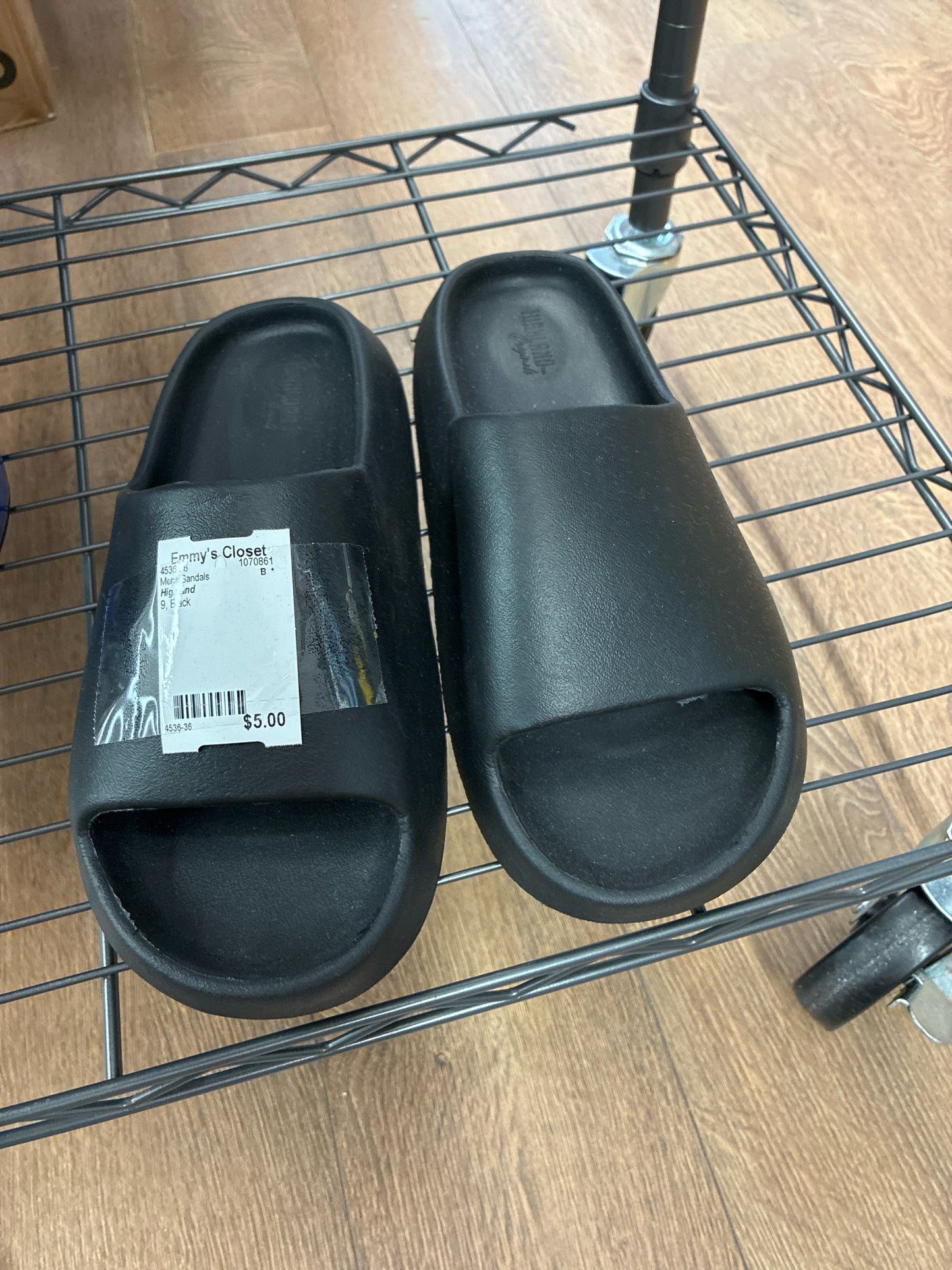 9 Highland Black Mens Sandals