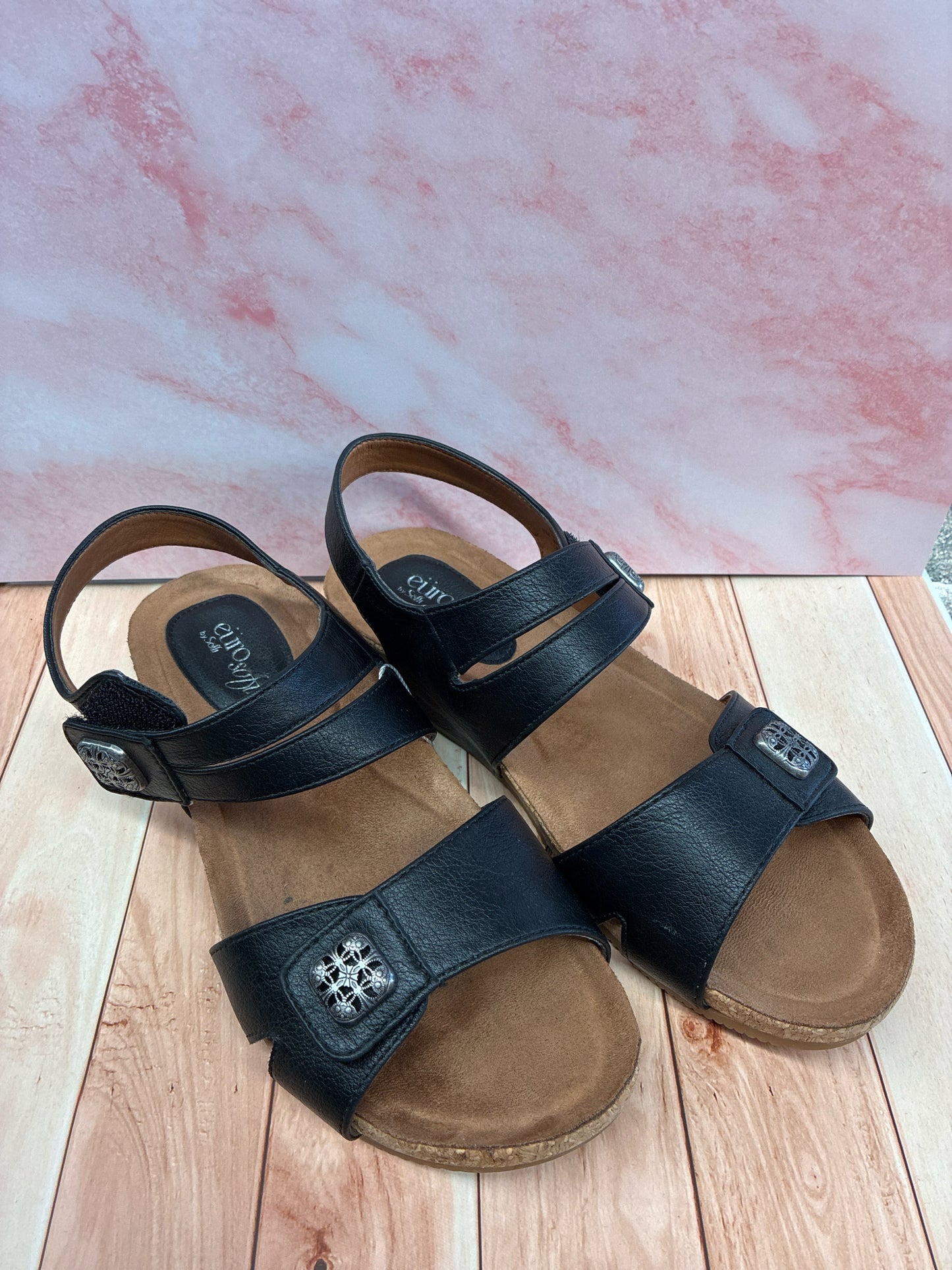 8 Soft Black Womens Sandal