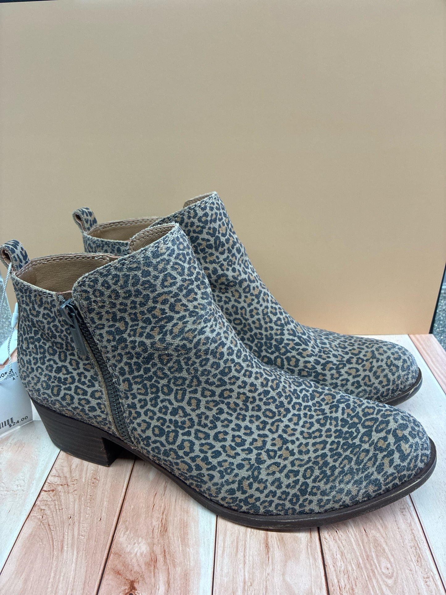 9.5 Lucky Brown Womens Boot