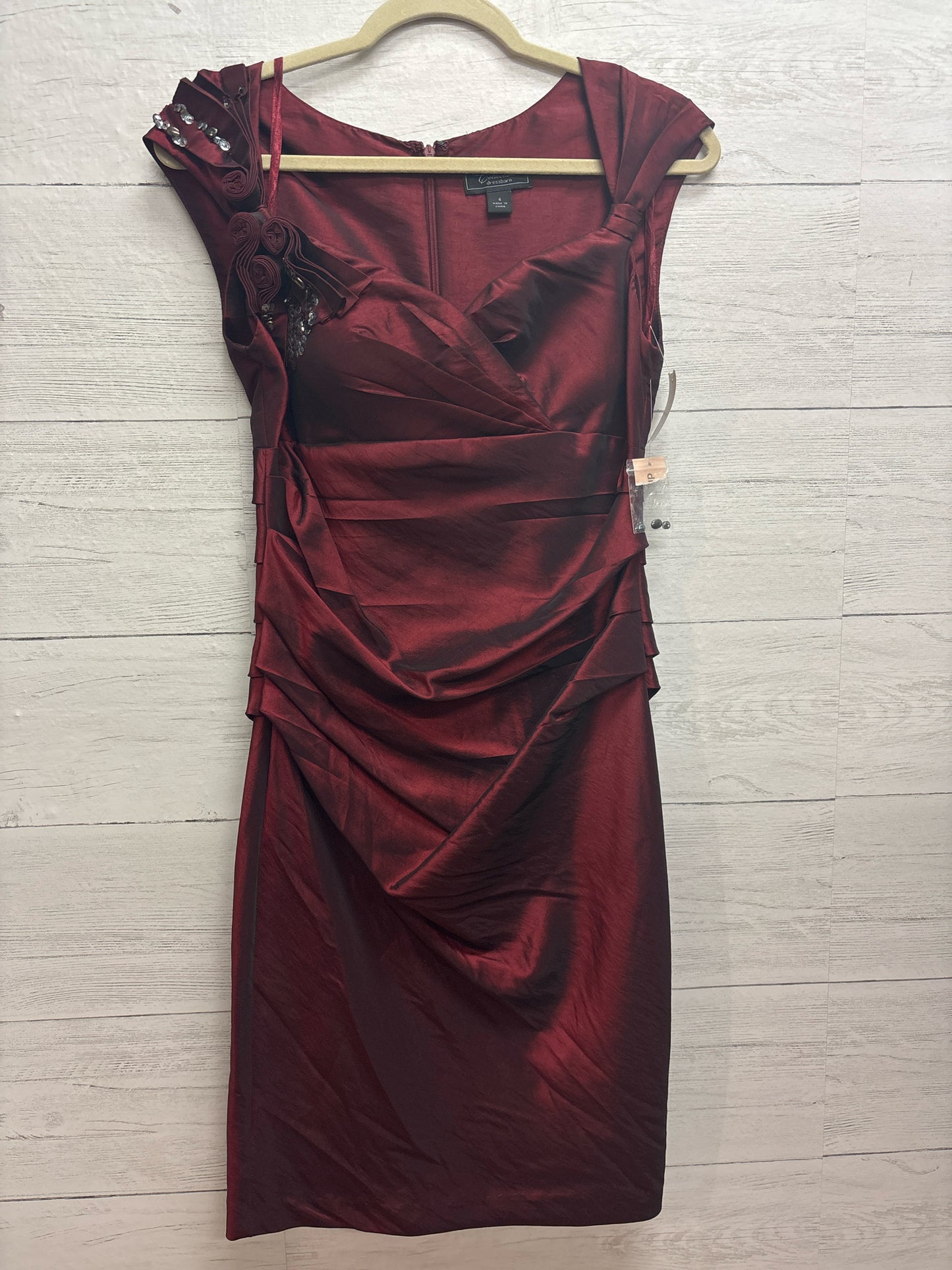 Size 4 Dress Barn maroon GOWN