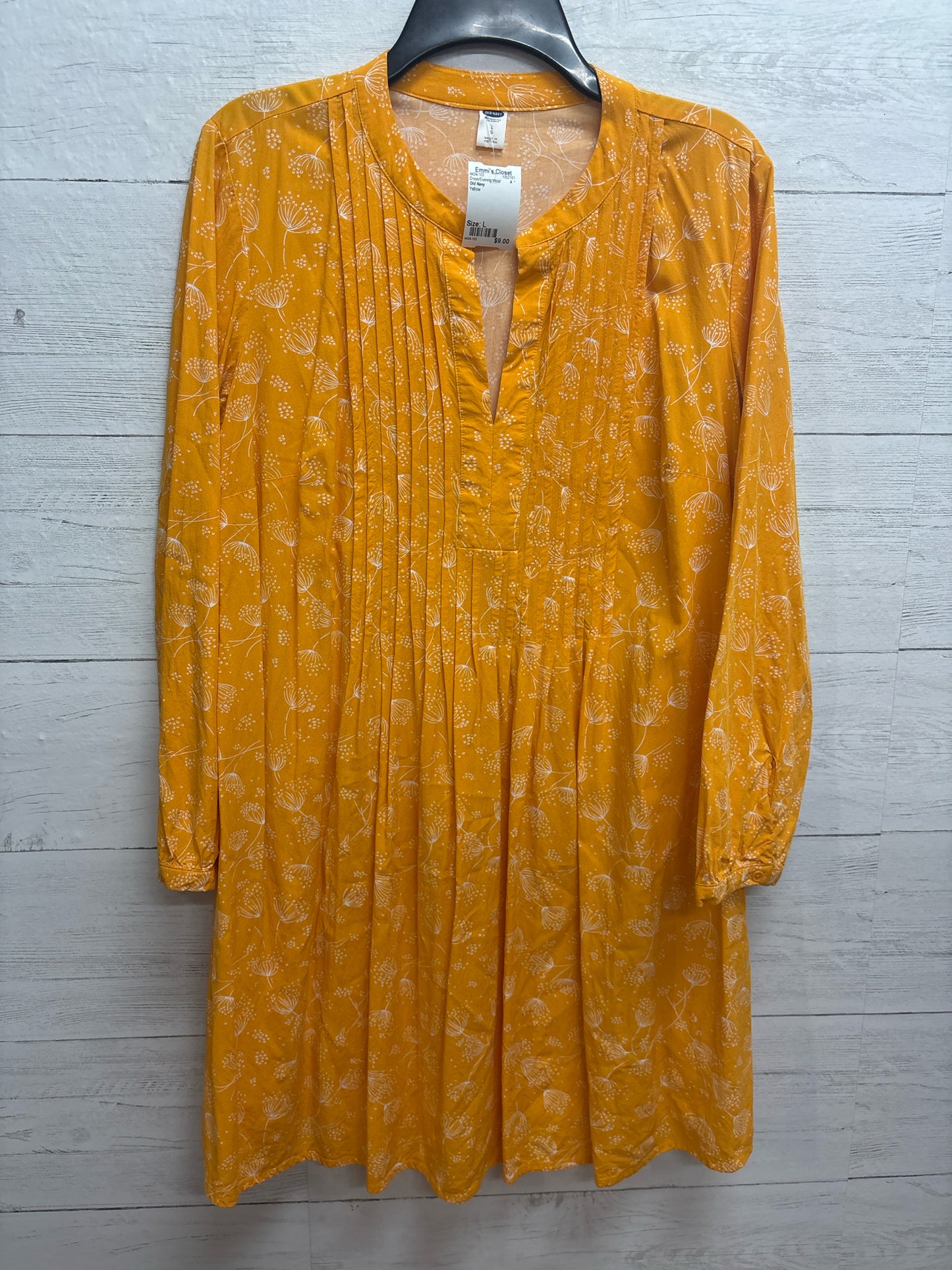 Size L Old Navy Yellow Dress/Evening Wear