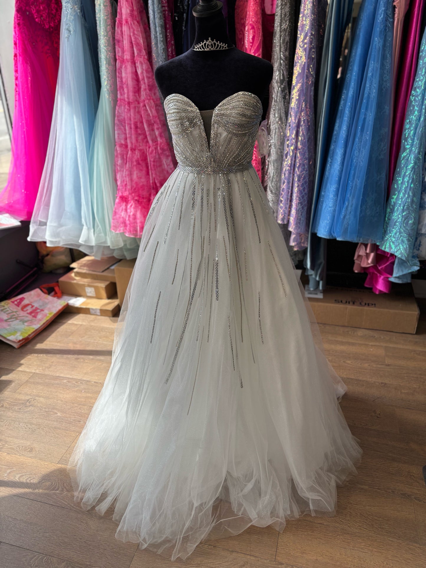 Size 2 Emmi's Elegance White GOWN