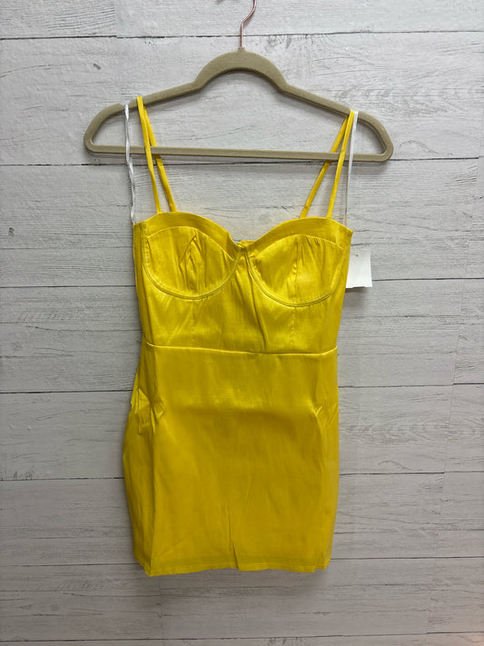 Size M Lulus Yellow GOWN