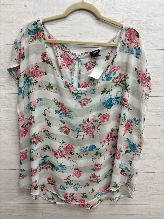 Size 2X Torrid Grey/Pink Womens Shirt