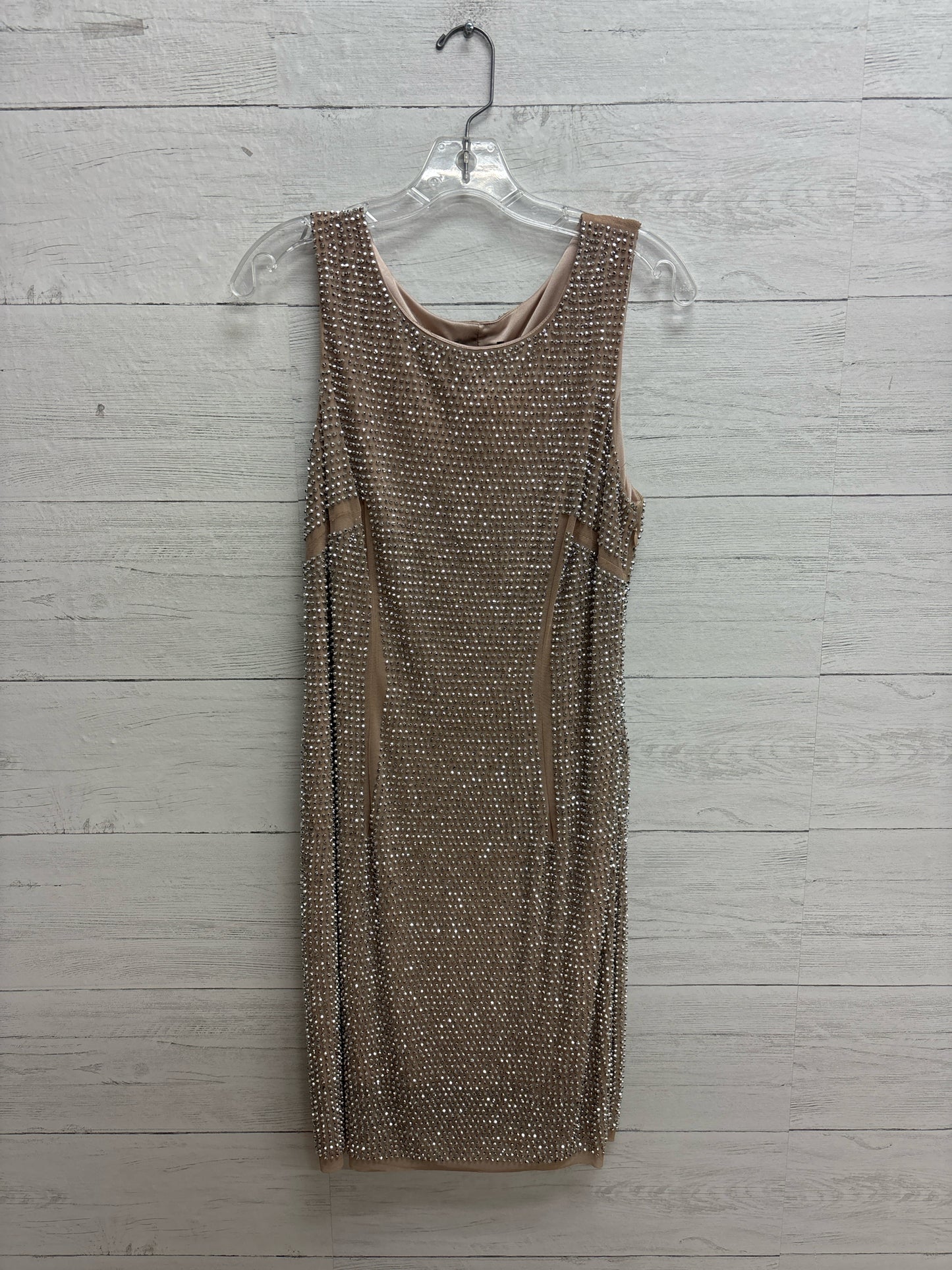 Size L Alexia Admor Tan GOWN