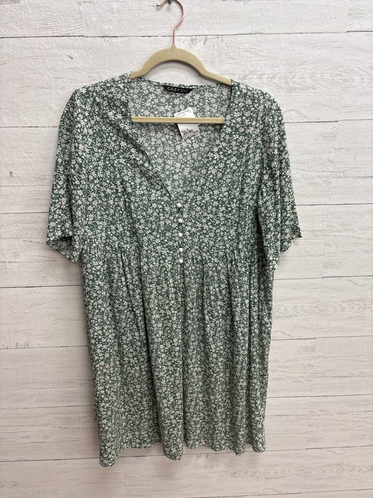 Size M Cozy Green Dress/Evening Wear