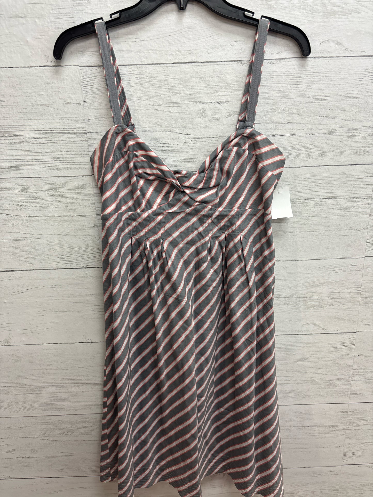 Size 8 American Eagle grey/orange Dress/Evening Wear