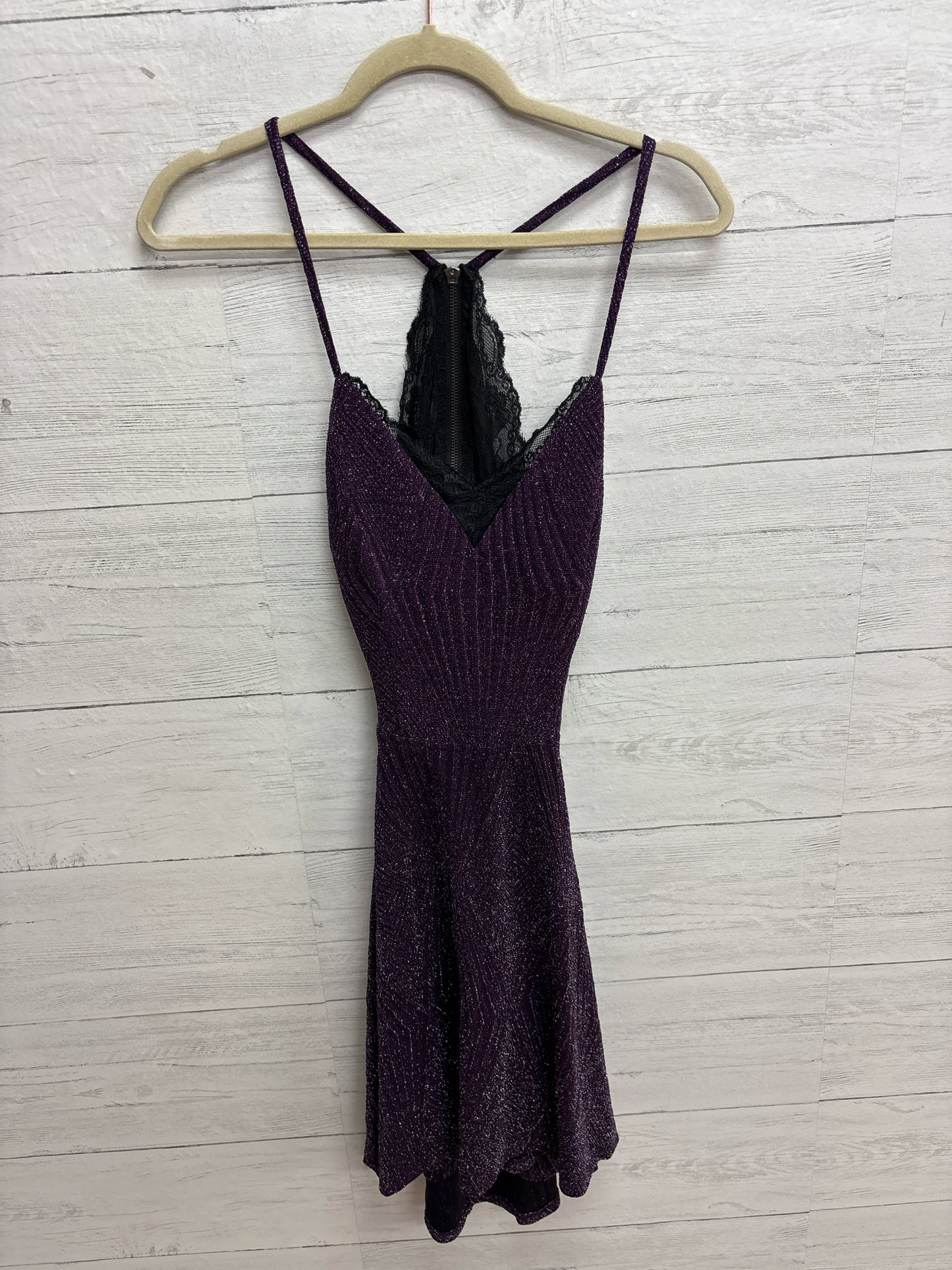 Size 8 Speechless Purple GOWN