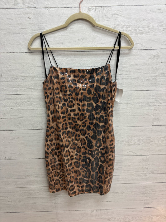 Size M City Streets GOWN