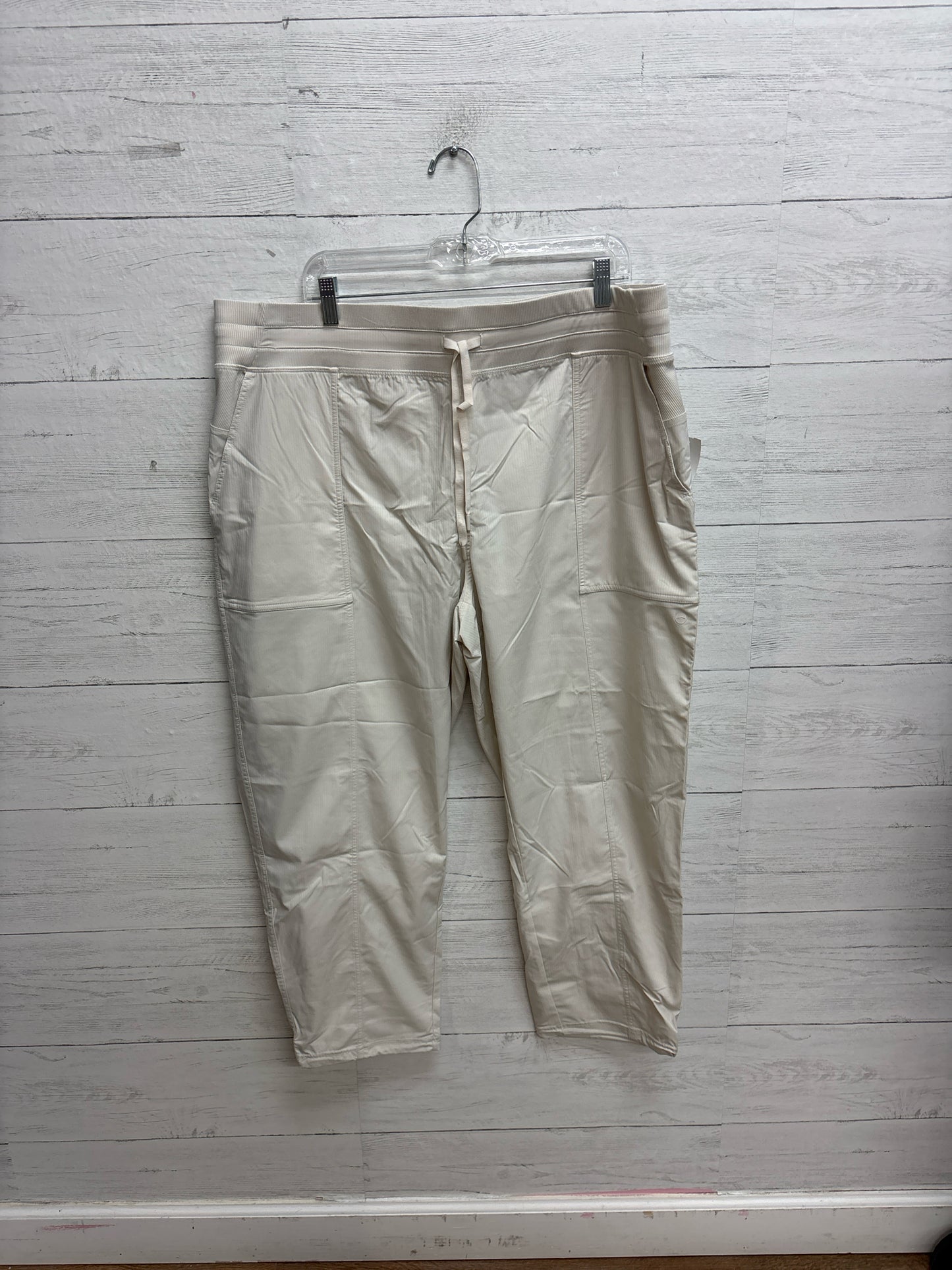 Size 22 Avia Cream Womens Pants