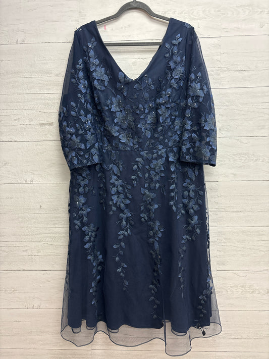 Size 20 alex Navy GOWN