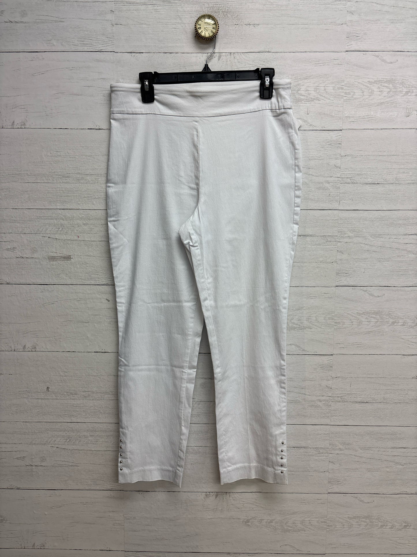 Size 12 COUNTRY PARTS White Womens Capri