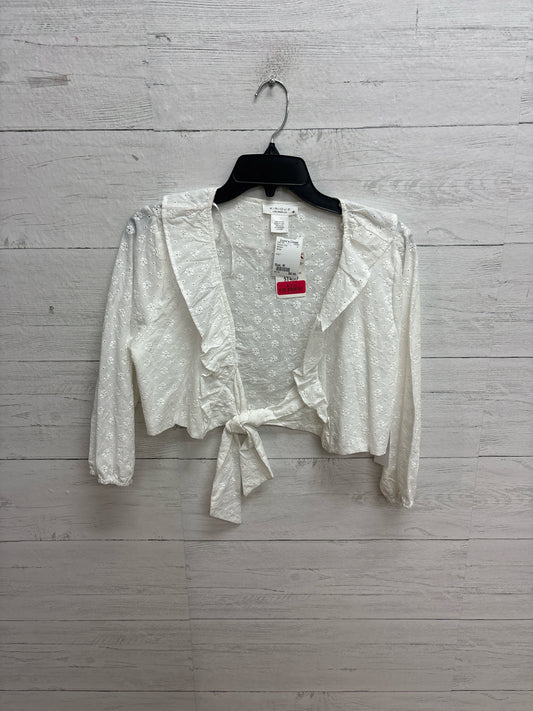 Size M Kirious White Womens Shirt