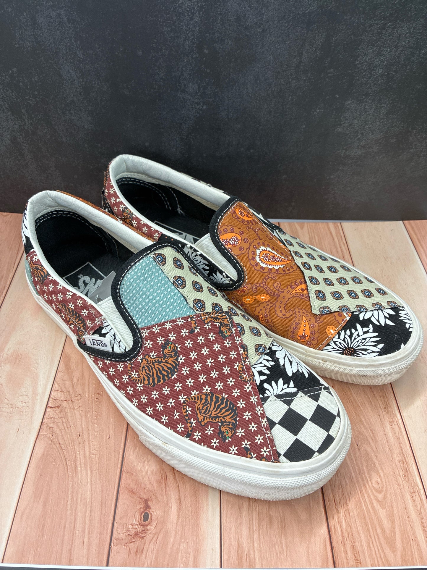 9 Vans MULTI Womens Shoe