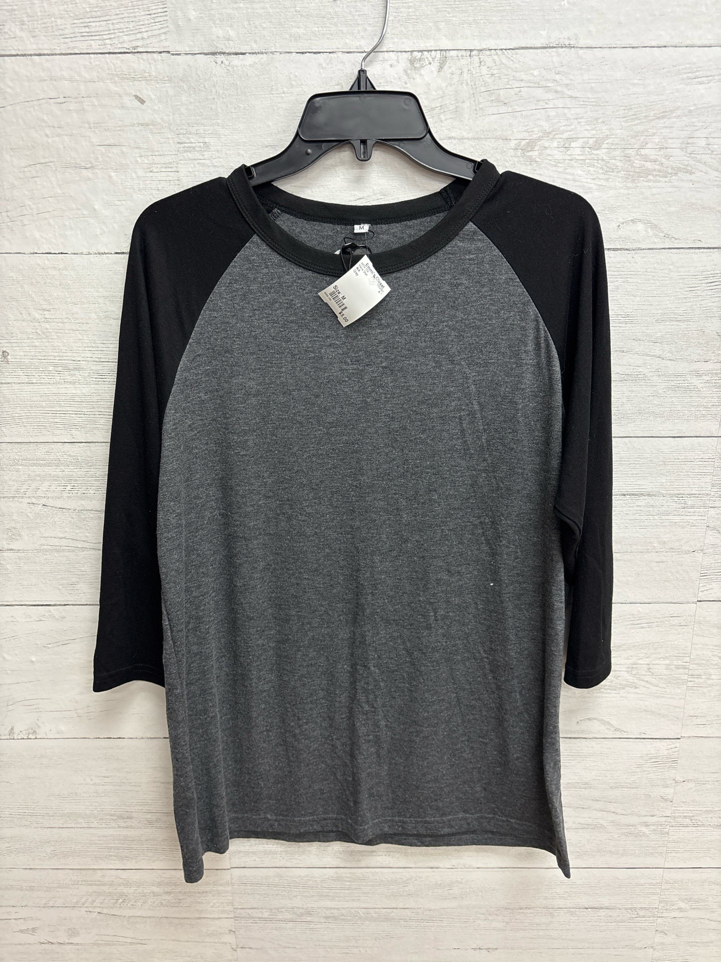 Size M N/A Grey Mens Shirt