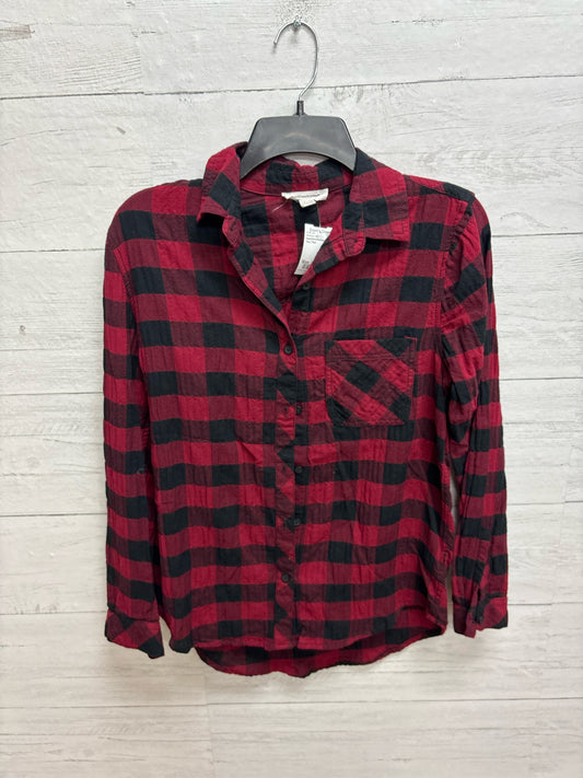 Size XS beachlunchlounge Red Womens Shirt