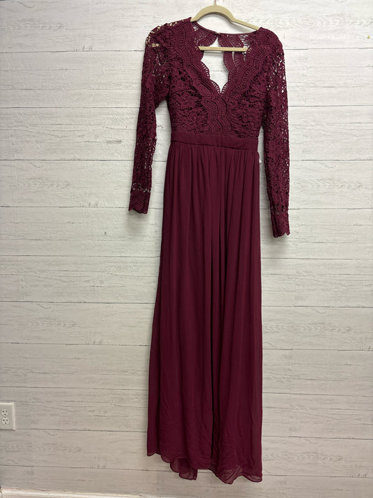 Size S Lulus maroon GOWN