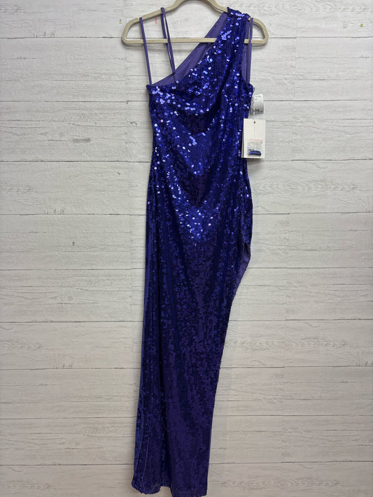 Size 6 MAG DOUGGAL Purple GOWN