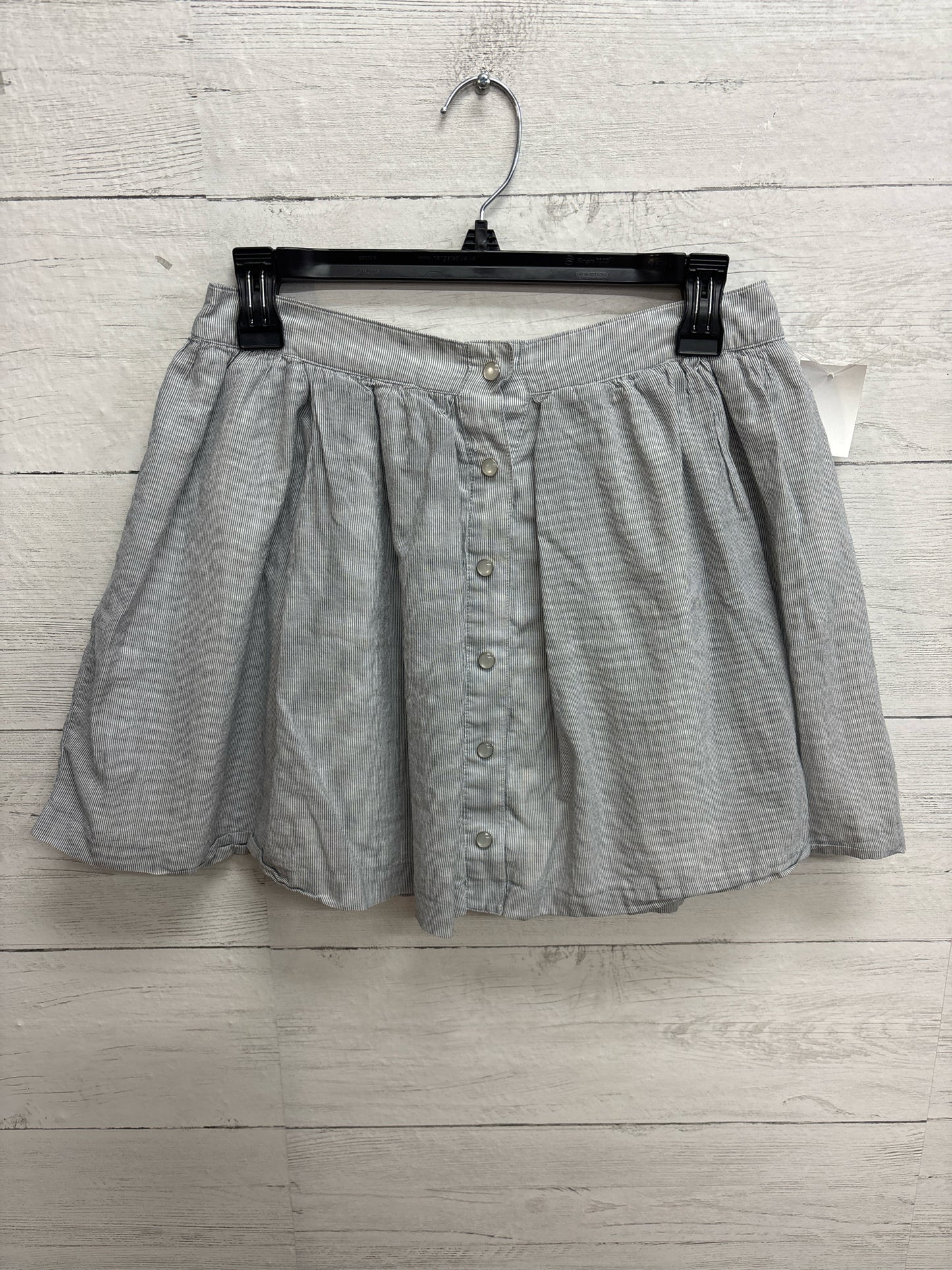 Size 6 BCBGeneration Grey Skirt