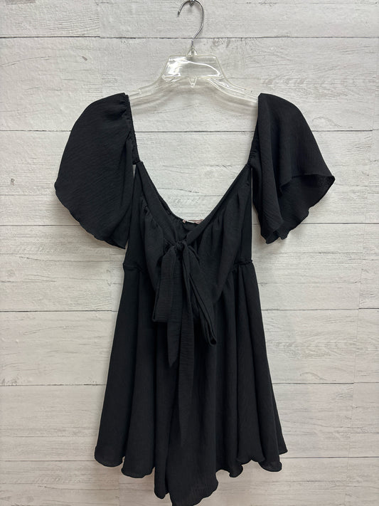 Size L SkyLar Rose Black Rompers