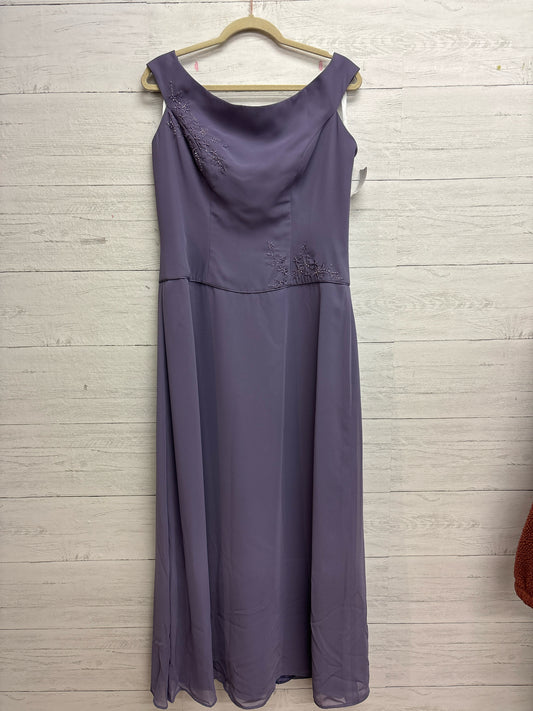 Size 16 R2 Purple Gown