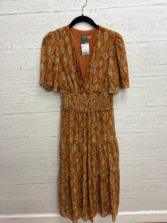Size XS Taylor Orange/Green Dress/Evening Wear