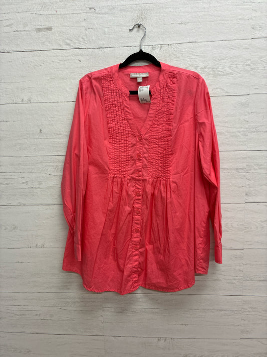 Size M woman within Coral Womens Shirt