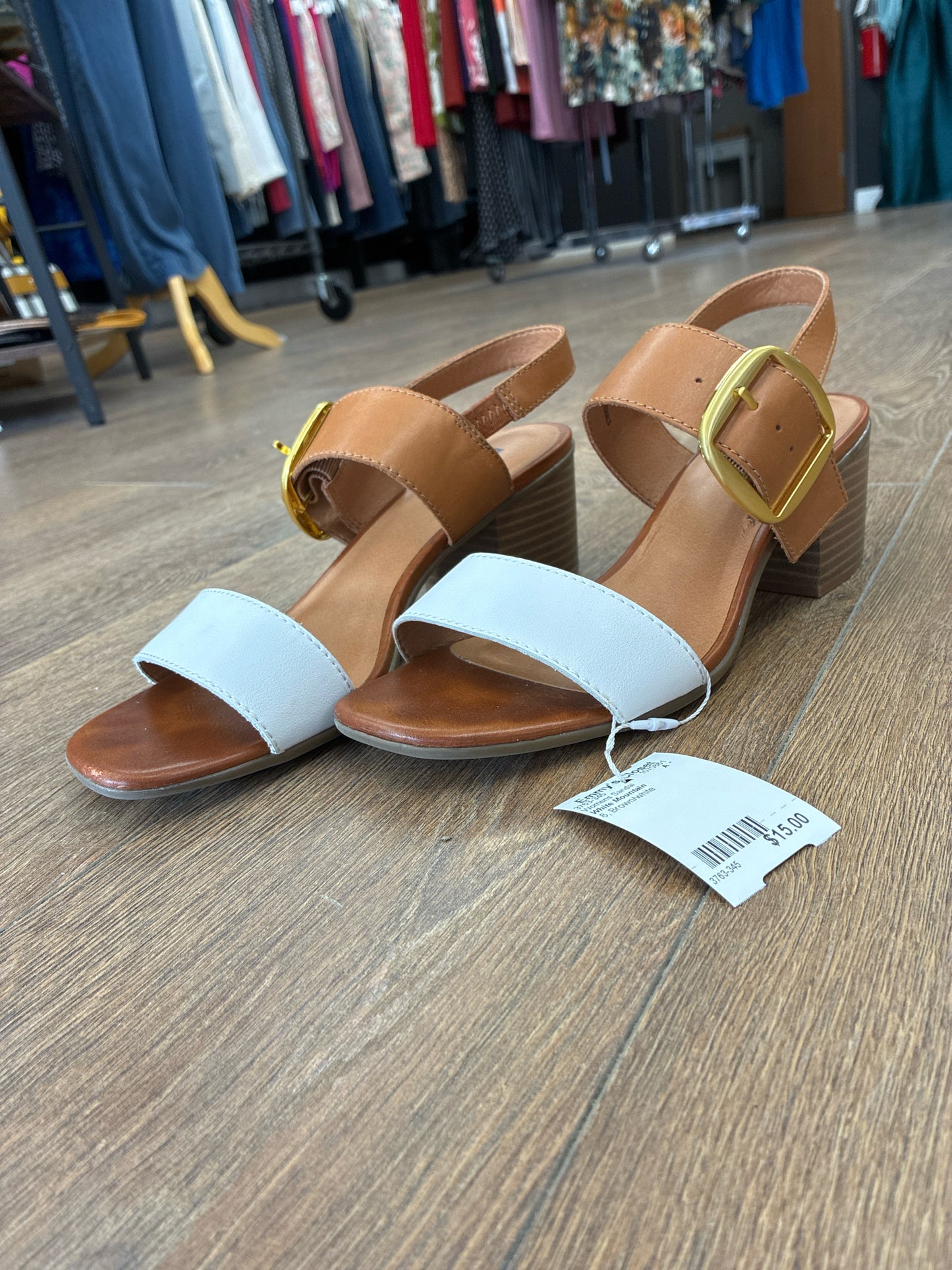 8 White Mountain Brown/white Womens Sandal