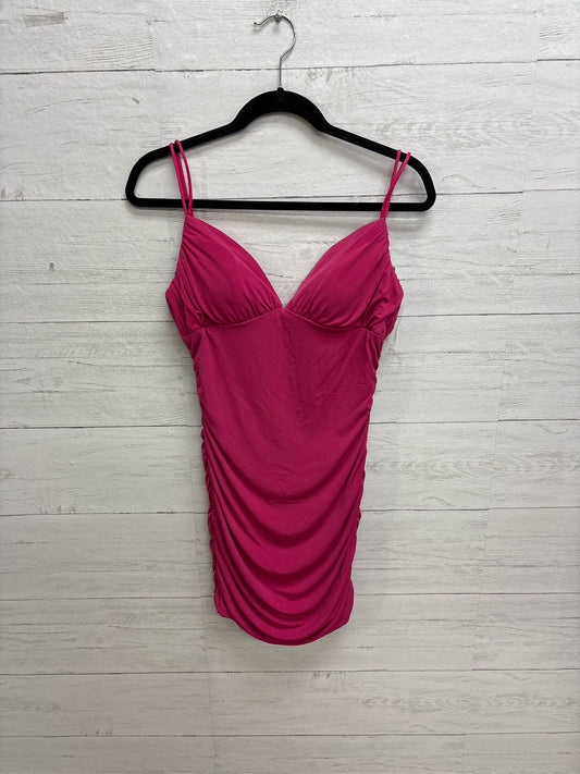 Size 6 N/A Pink GOWN
