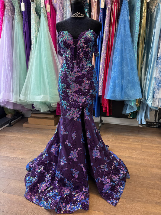 Size 0 Emmi's Elegance Purple GOWN
