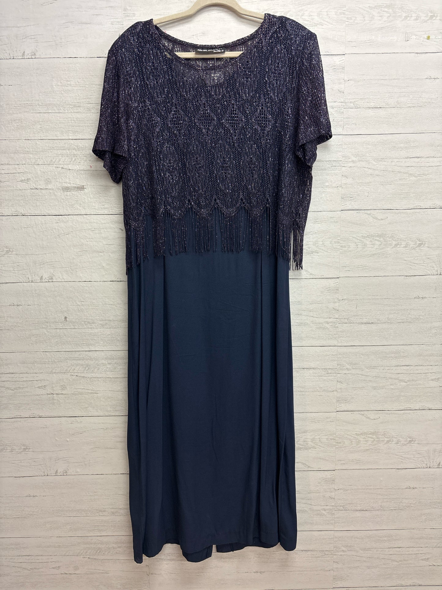 Size 18 N/A Purple GOWN