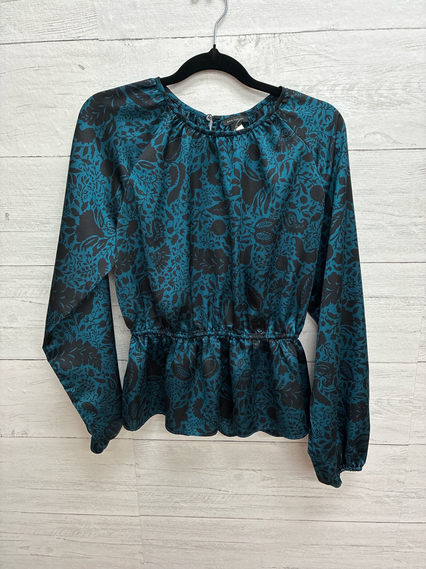 Size XS Ann Taylor blue/black Womens Shirt