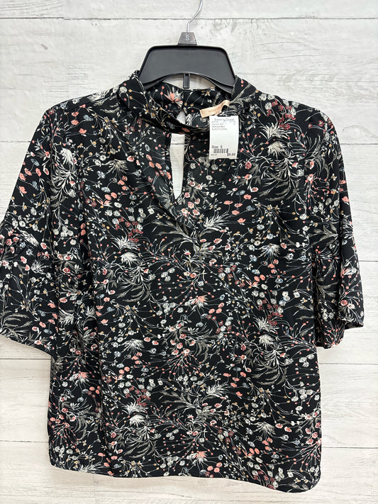 Size S Skies are Blue BLACK FLORAL Womens Shirt