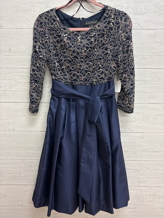 Size 8 Jessica Howard Navy GOWN