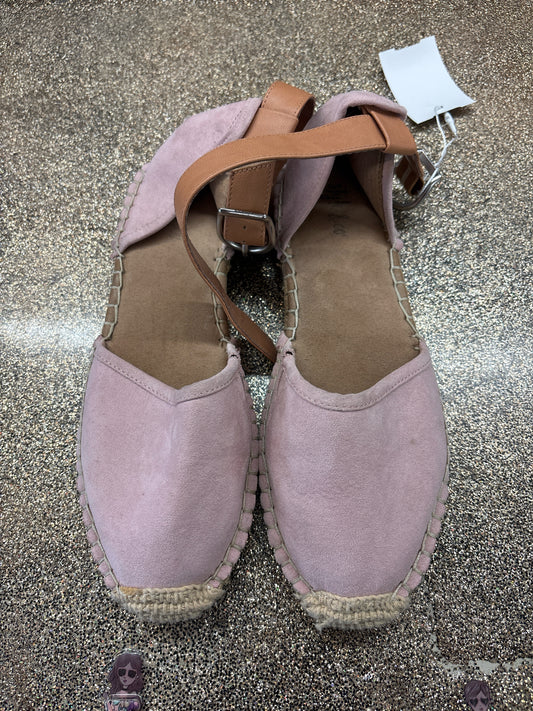 5.5 Style  & Co Pink Womens Shoe