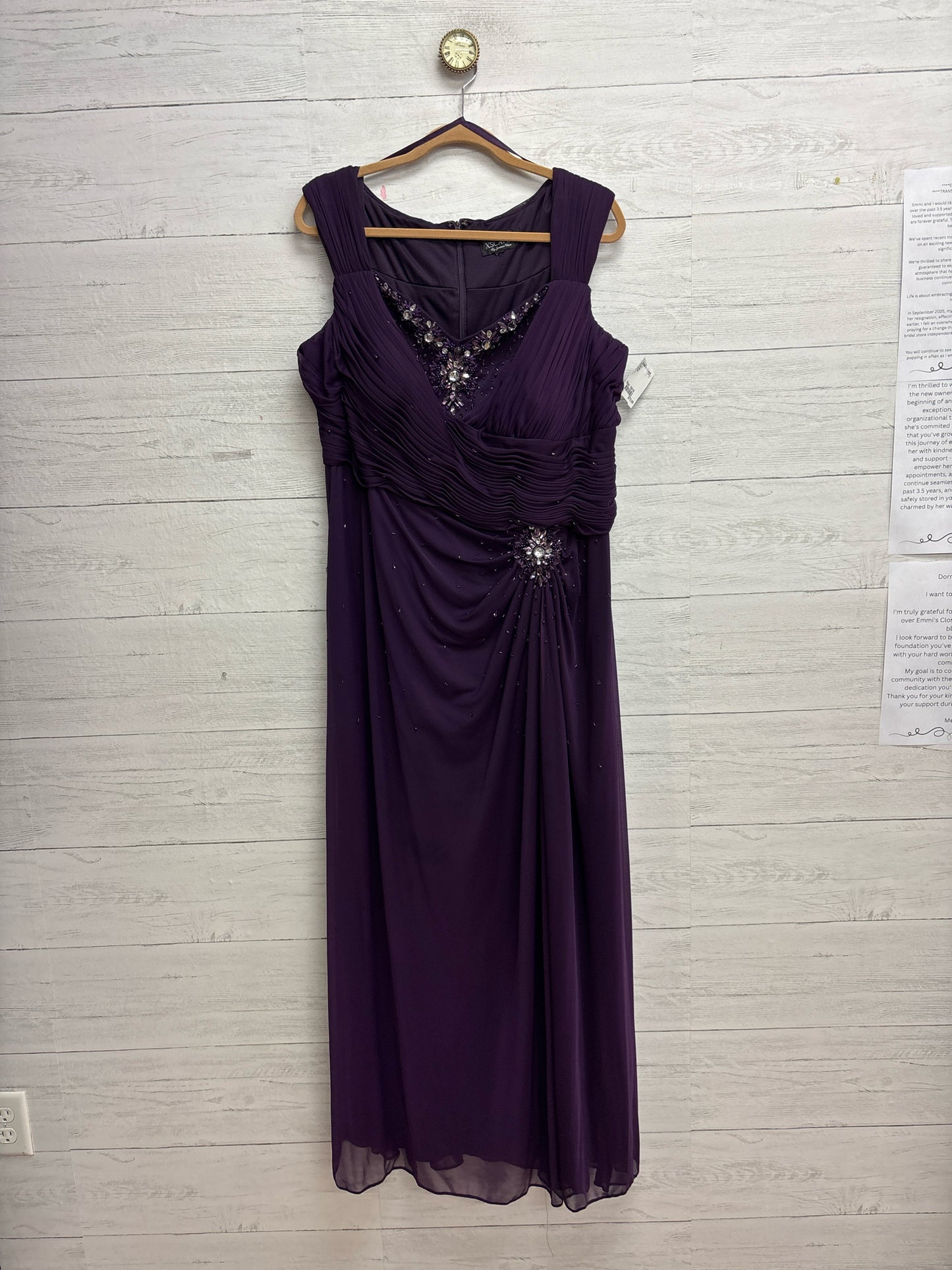 Size 16/18 Xscape Purple GOWN