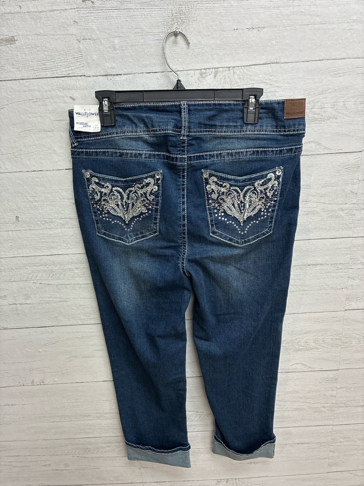 Size 14 Wallflower Womens Capri