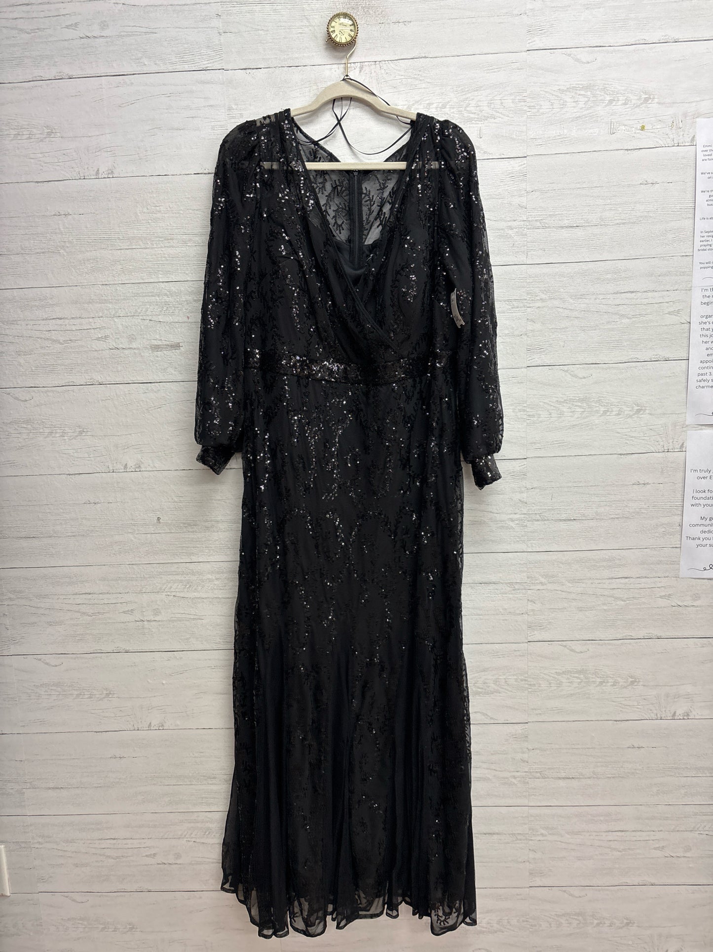 Size 18 R&M Richards Black GOWN