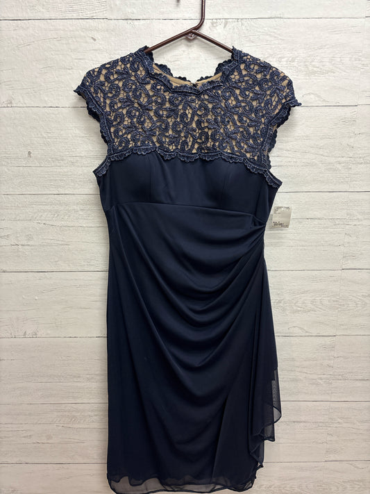 Size 8 alex Navy GOWN