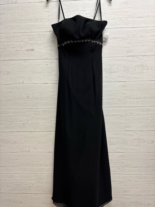 Size 8 Landa Black Gown
