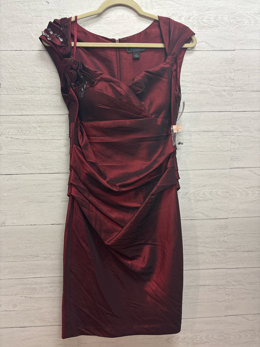 Size 4 Dress Barn maroon GOWN