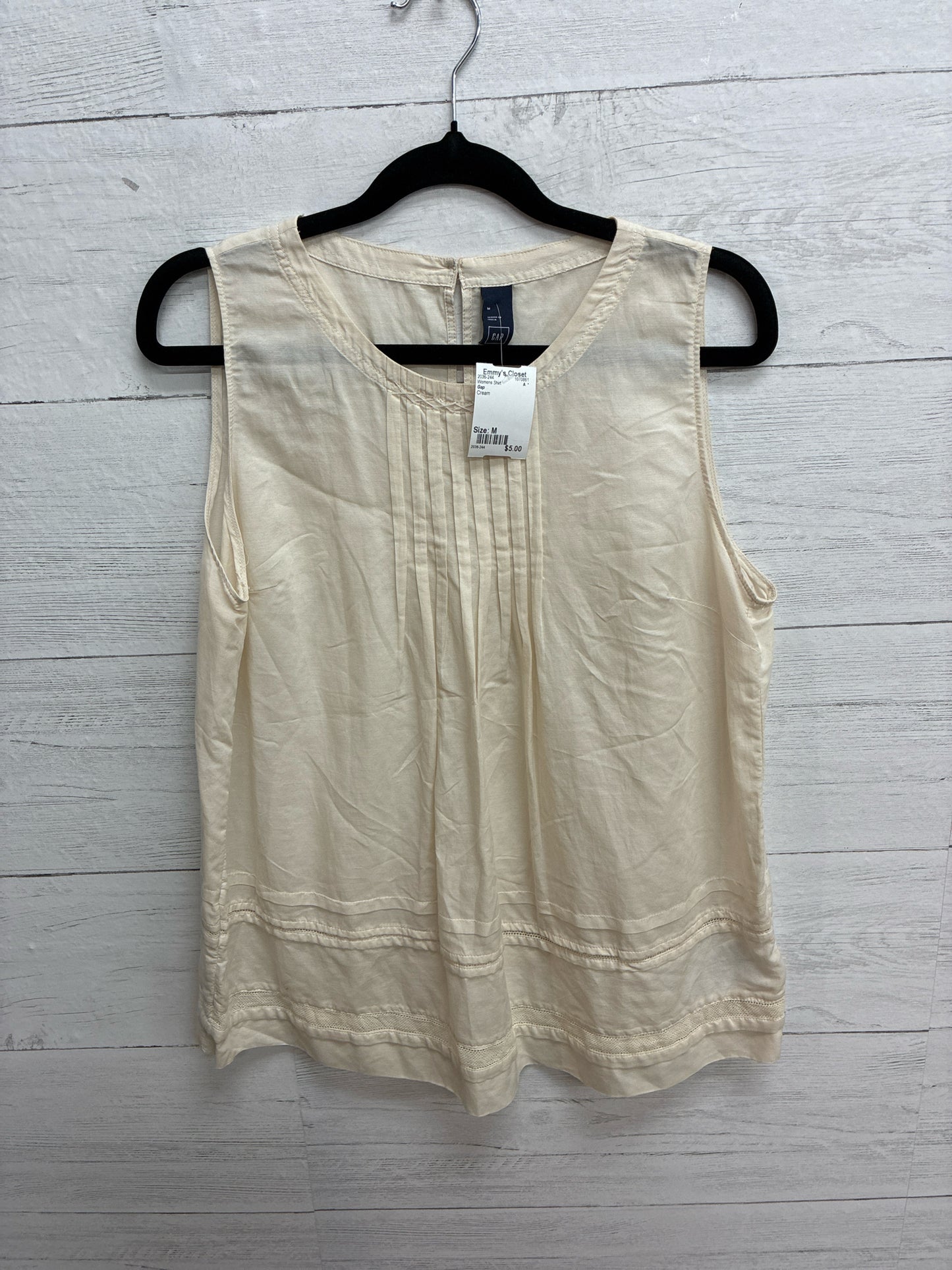 Size M Gap Cream Womens Shirt
