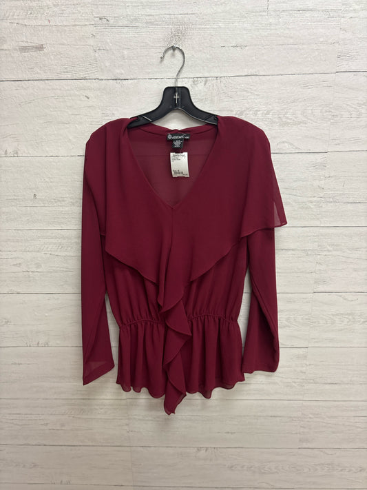 Size M Signature Studio Red Womens Shirt