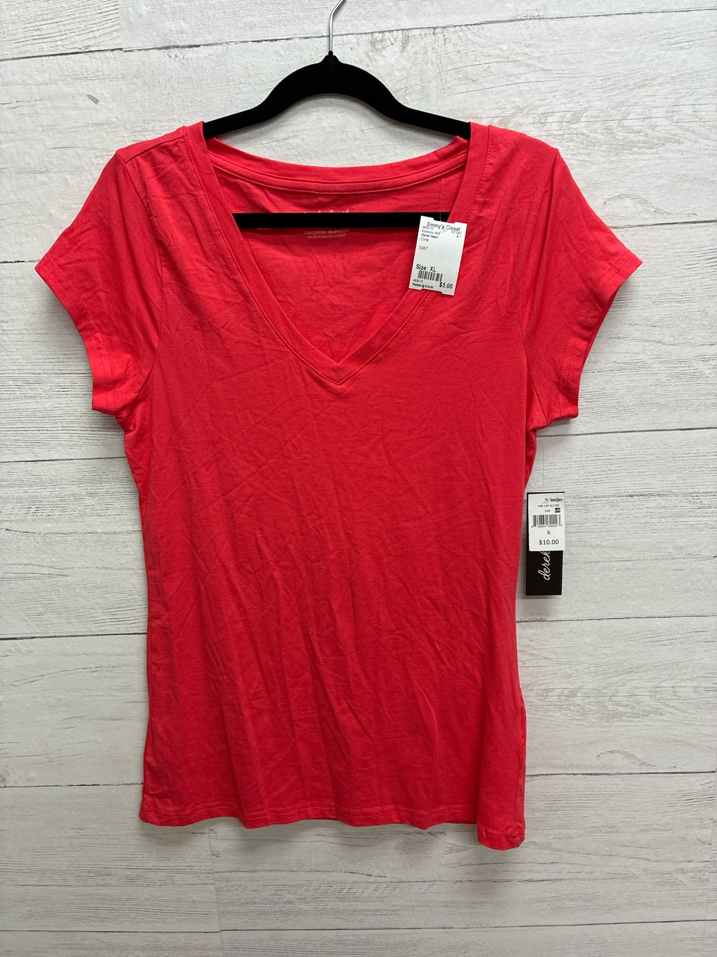 Size XL Derek Heart Coral Womens Shirt